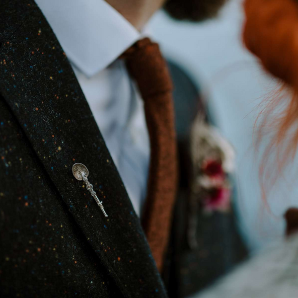 Charlie Burnt Orange Tweed Wool Tie – The Ultimate Wedding Accessory
