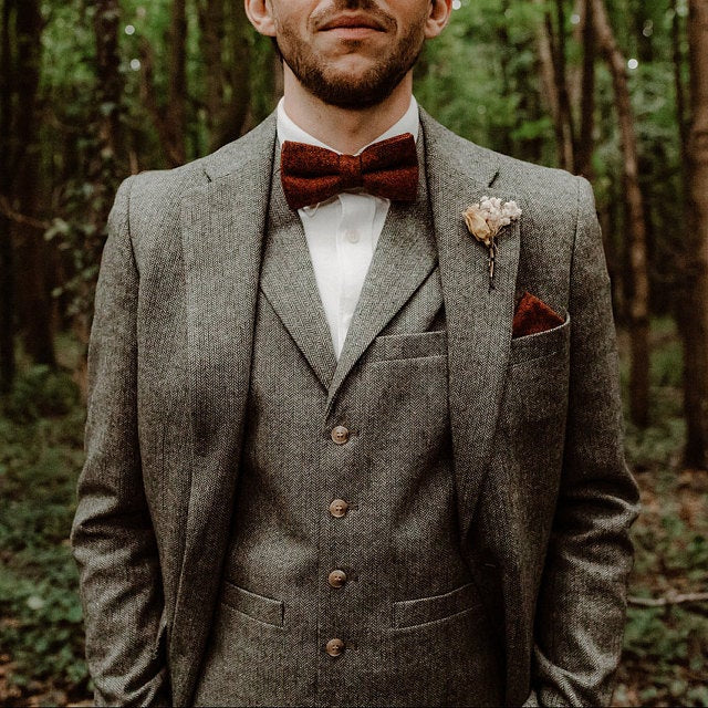 Carter Tweed Burgundy Red Bow Tie and Pocket Square Set