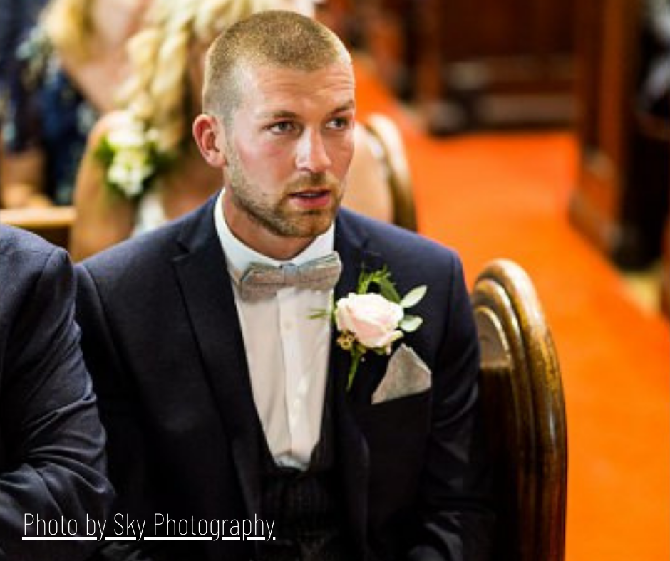 Amelia Grey Tweed Bow Tie
