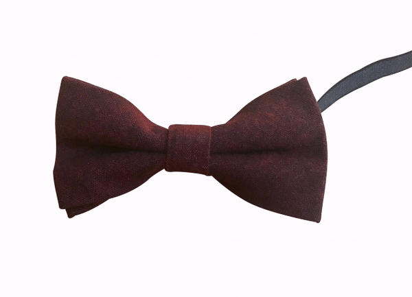 Give your look a sophisticated edge this season with Dickie Bow's range of stylish accessories for men. Find your perfect dickie bow and braces here. Click to view the bespoke collection at Dickie Bow now. 