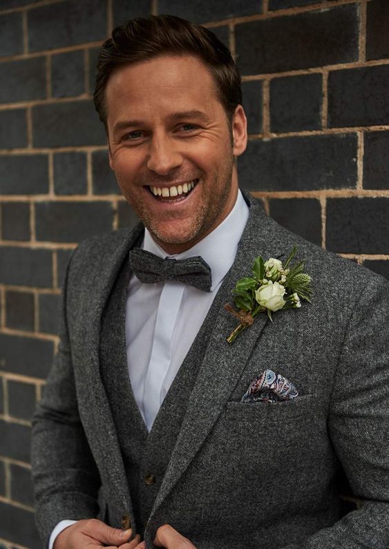 Jessica Charcoal Grey Tweed Bow Tie